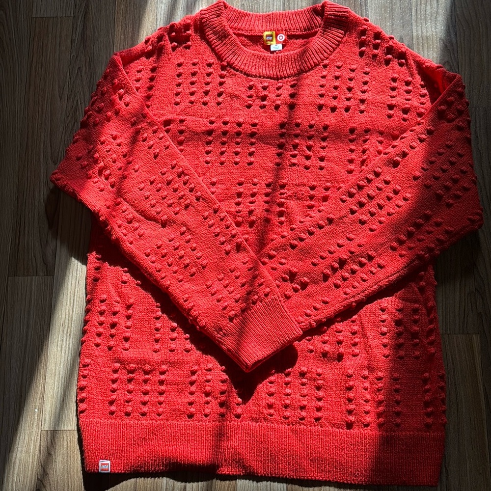 Long sleeved sweater